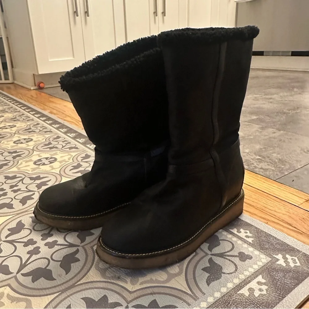 Salvatore Ferragamo Black Leather Winter Boots Size 7